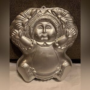 Vintage‎ 1984 Cabbage Patch Doll Cake Pan by Wilton